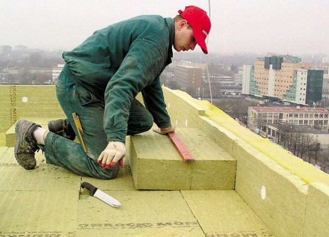 How to cut mineral wool insulation