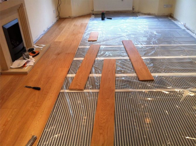 What to do if an electric warm floor has broken through