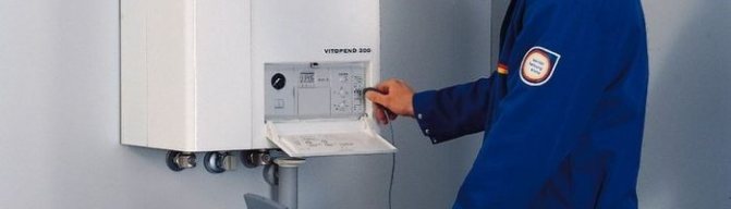 wat te plaatsen onder de gasboiler op een houten muur