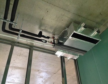 Ventilconvettore per soffitto