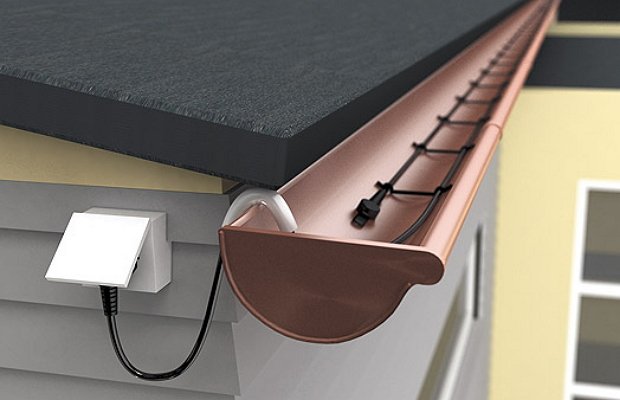 Photo of a cable for heating metal gutters