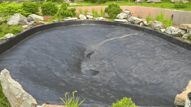 Waterproofing with liquid rubber