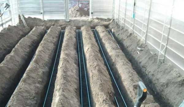 The depth of pipe laying can be different - from 50-70 cm to 20-30 cm