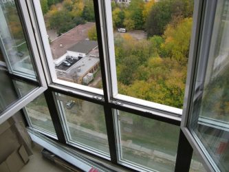 How to insulate aluminum windows on the balcony?