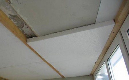 how to insulate the ceiling on the loggia