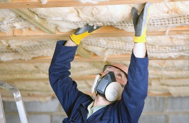 Hoe u het plafond in de garage met uw eigen handen kunt isoleren