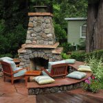 Outdoor fireplace