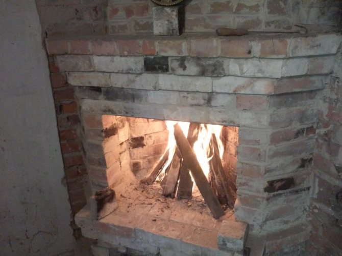 chimenea en el garaje