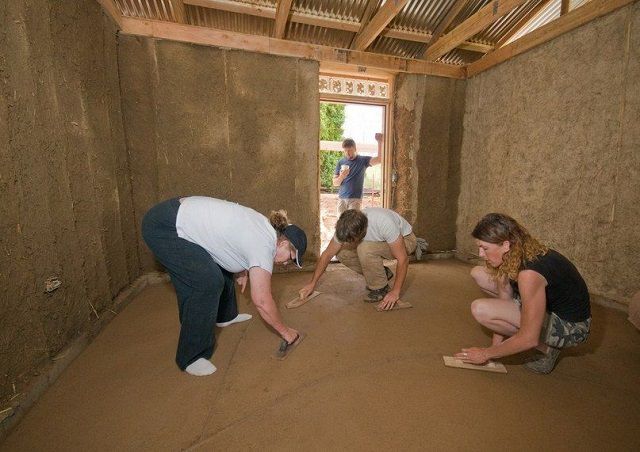 Stuffing and grouting a clay floor