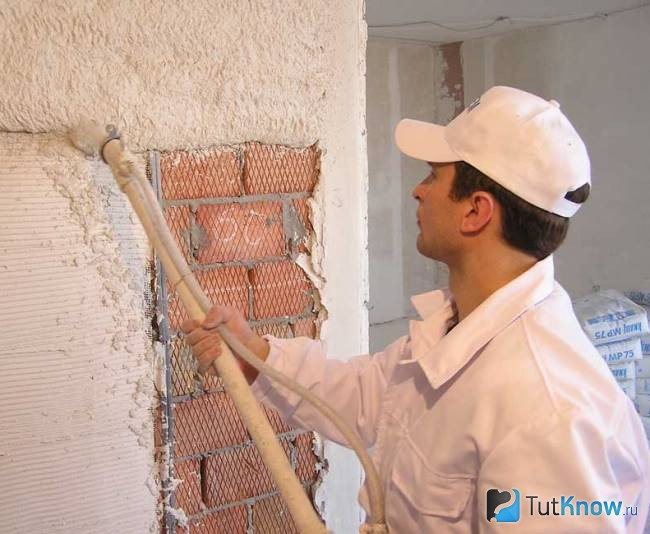 Mechanical plastering