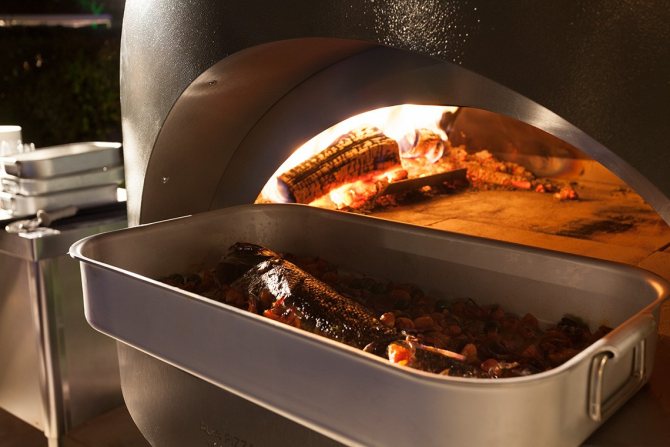 Arrostire nel forno a legna