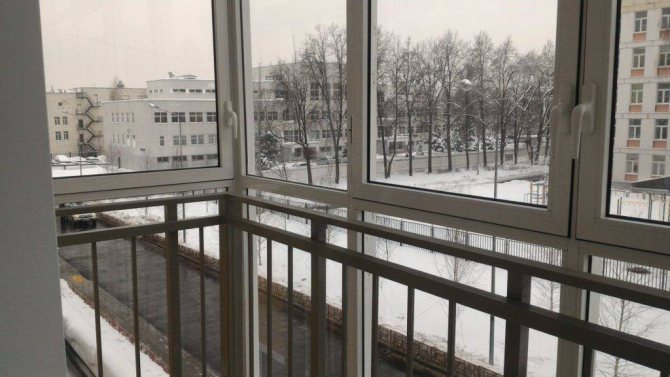 Panoramic glazing of a balcony: types and features of technology