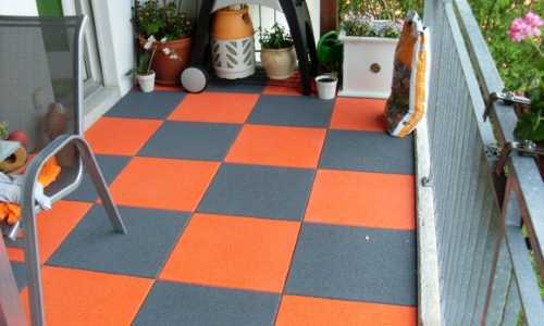 Tiles on the balcony