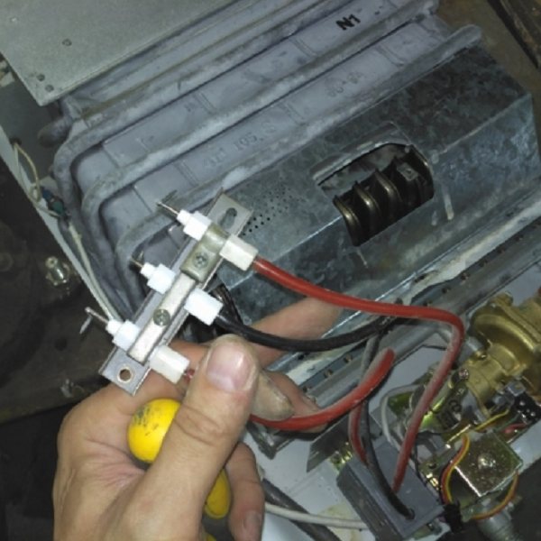 Repararea DIY a încălzitoarelor de apă pe gaz