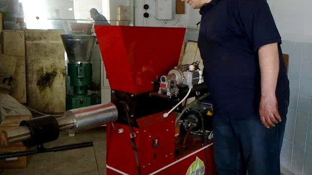 Homemade sawdust press