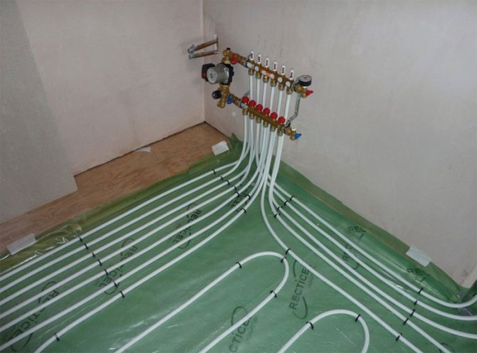 underfloor heating made of metal-plastic