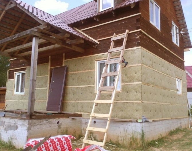 Dämmung der Fassade im Winter