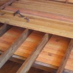 Insulation of the floor in a wooden house - features, pros and cons of materials, recommendations for insulation