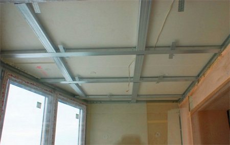 insulation of the ceiling on the balcony