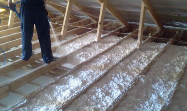 insulation of the ceiling with glass wool