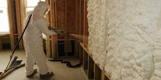 Insulating the walls of a wooden house from the inside: everything you need to know