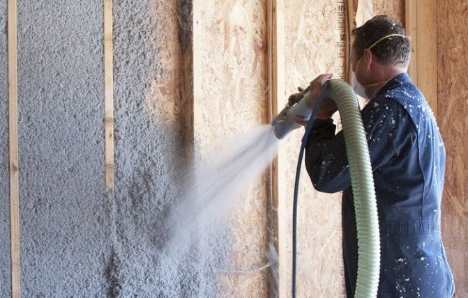 Insulation of the walls of a wooden house from the inside