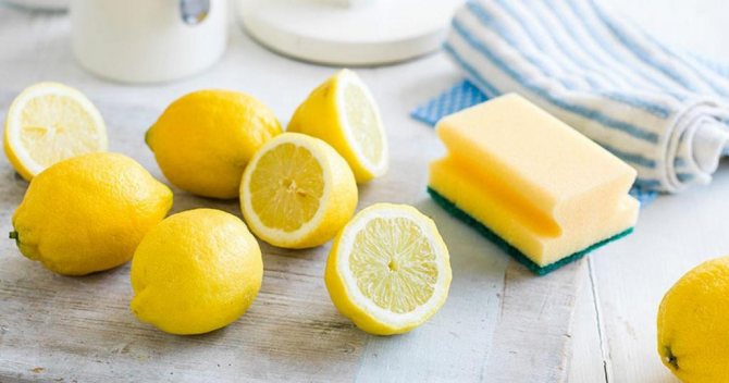 O amarelo cítrico economiza quando não há outros produtos de limpeza